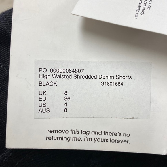 Missguided black jean shorts NWT woman’s size 4 - Picture 2 of 5